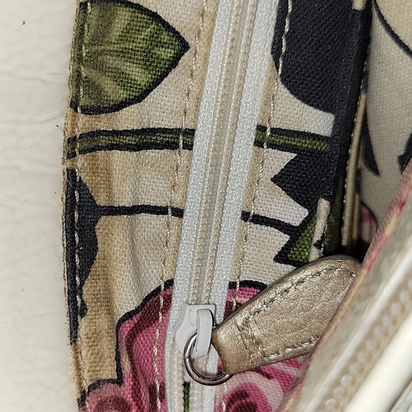 Brighton Off-White Patent Leather Shoulder Bag with Floral Design - Picture 14 of 14